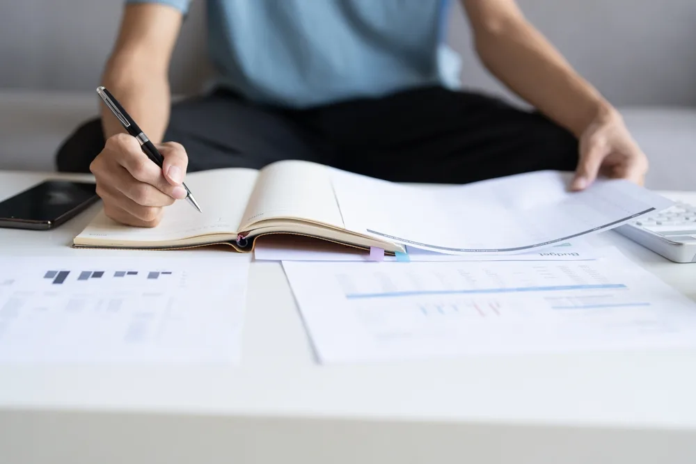 Smart Budgeting Tools to Manage Housing Costs